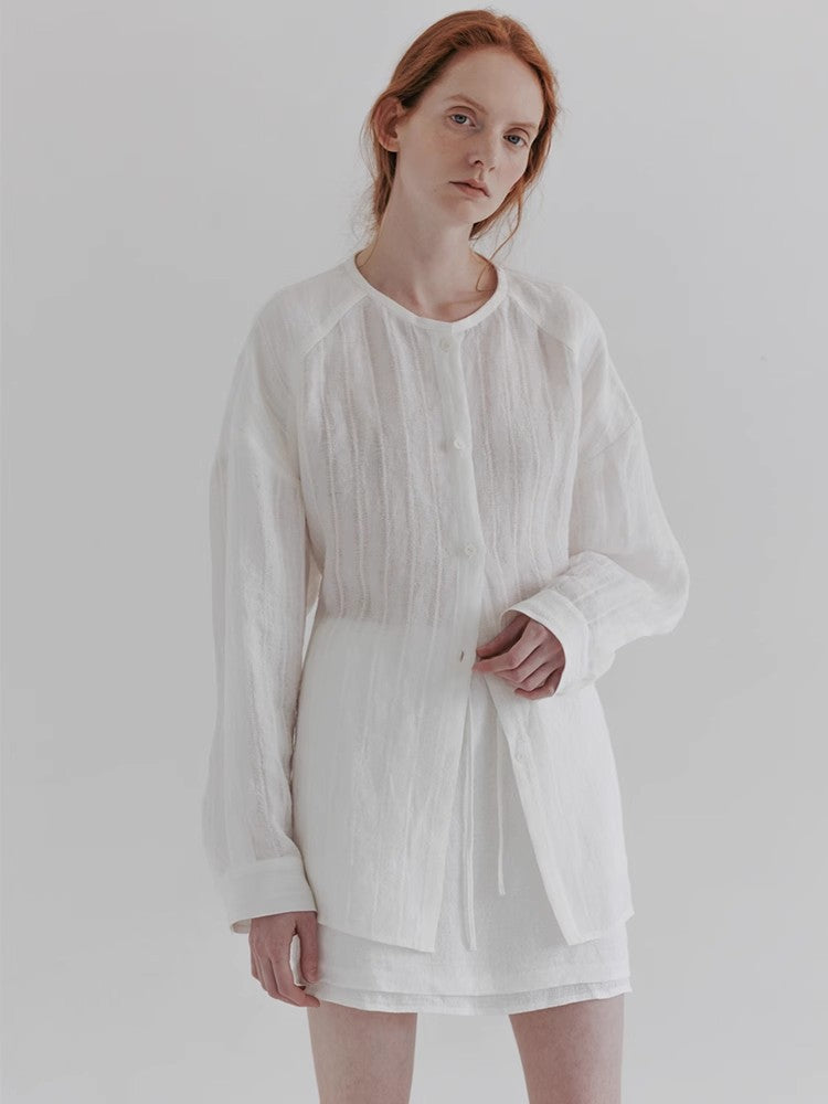 Dame afslappet lang skjorte i let, struktureret materiale med moderne snit Stilla