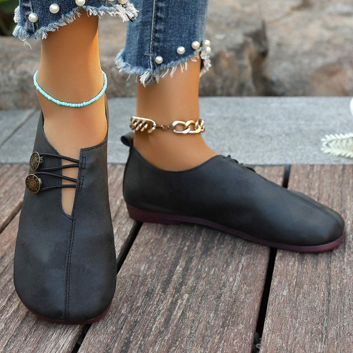 Dame Elegant Ballerinaer i Vintage-stil med dekorative snøredetaljer Stilla