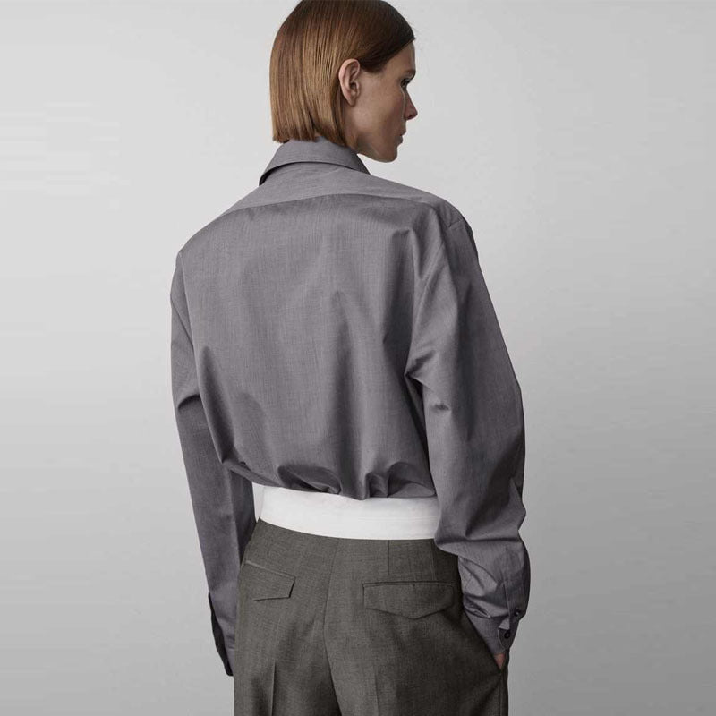Dame afslappet langærmet skjorte i minimalistisk design med moderne snit og fin tekstur Stilla