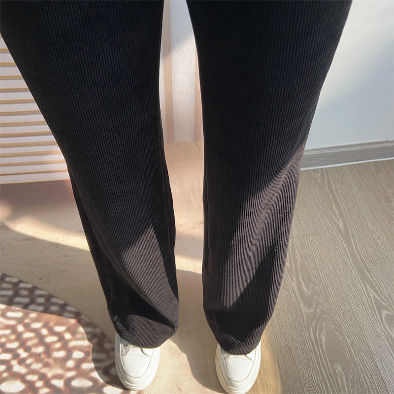 Dame Elegant Flared-bukser lavet af blødt materiale med høj talje og dekorativt bælte Stilla