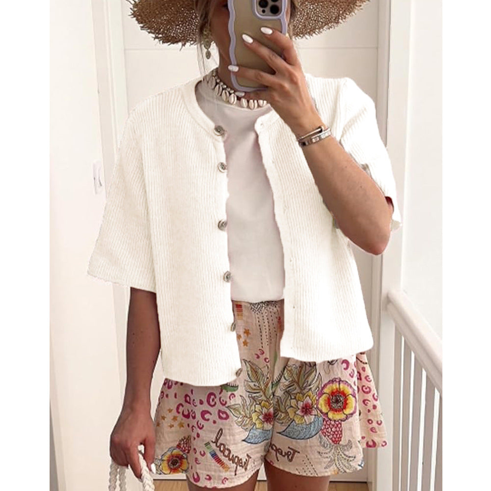 Dame åben strikjakke med elegante knapdetaljer Stilla