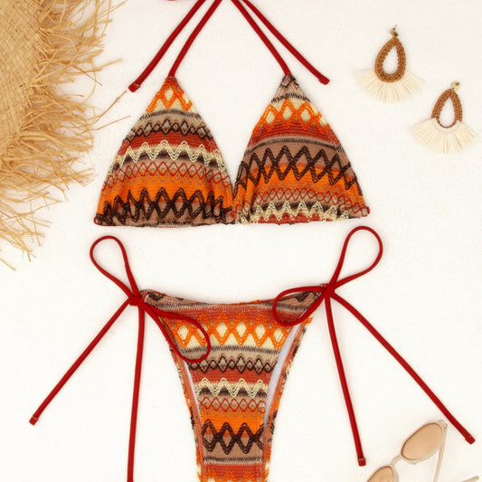 Dame bikinisæt med ruffled triangel-tops og justerbar trusse Stilla