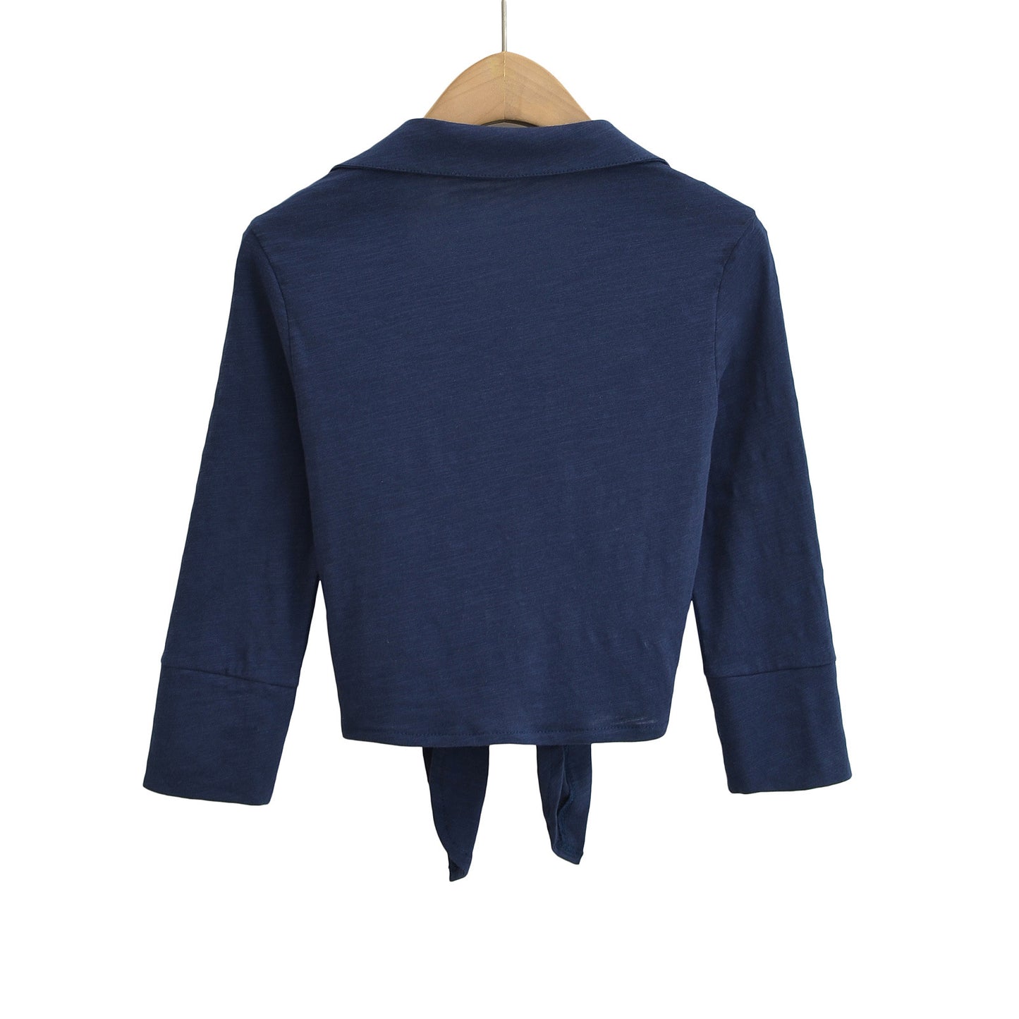 Dame cropped skjorte med knude-detalje og to brystlommer Stilla