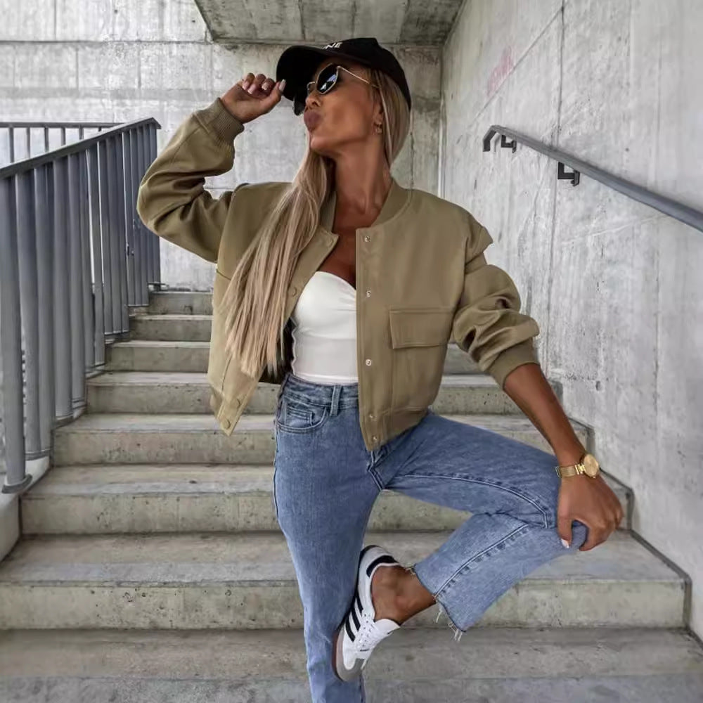 Dame afslappet bomberjakke med lommer og tryknaplukning Stilla