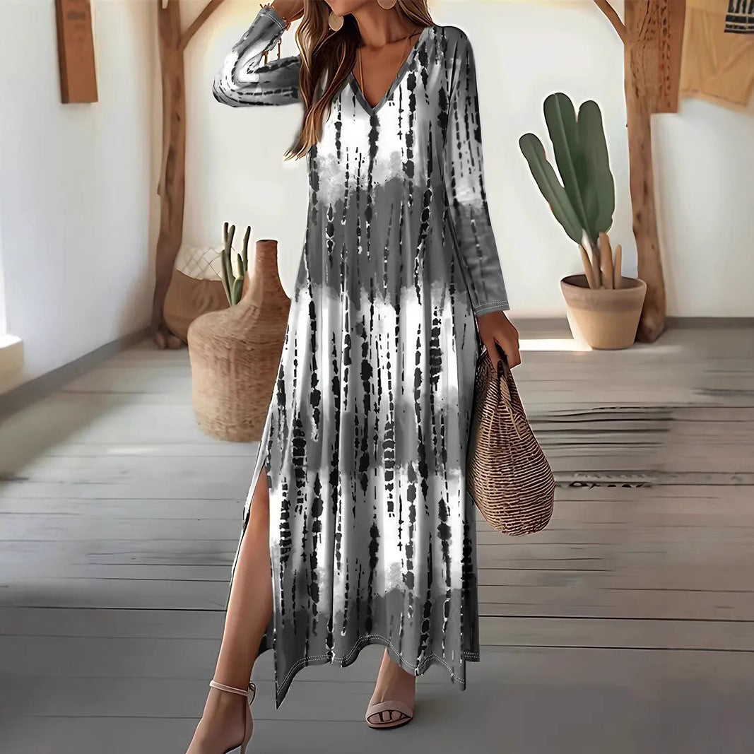 Dame afslappet maxikjole med V-udskæring og sidelængde Stilla