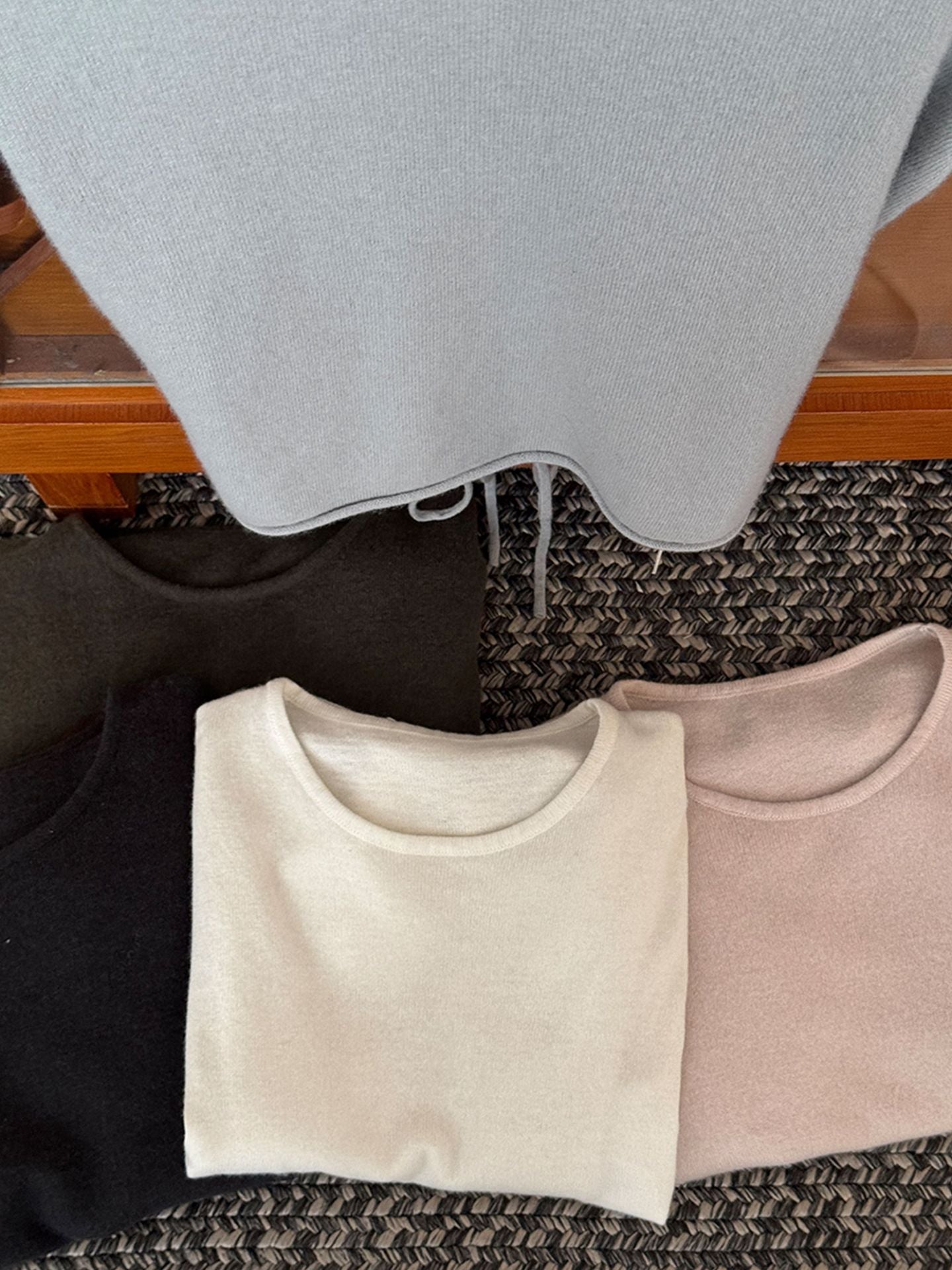 Dame afslappet overdel med taljerbar bælte og behagelig pasform Stilla