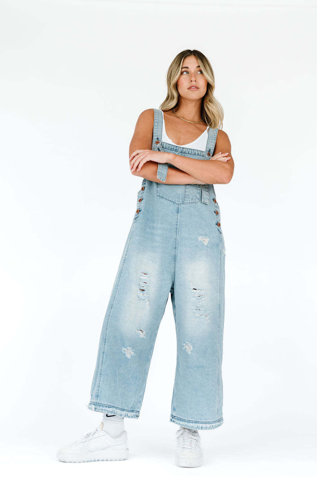 Dame Casual Denim Overalls med stilfulde Rivne Detaljer Stilla