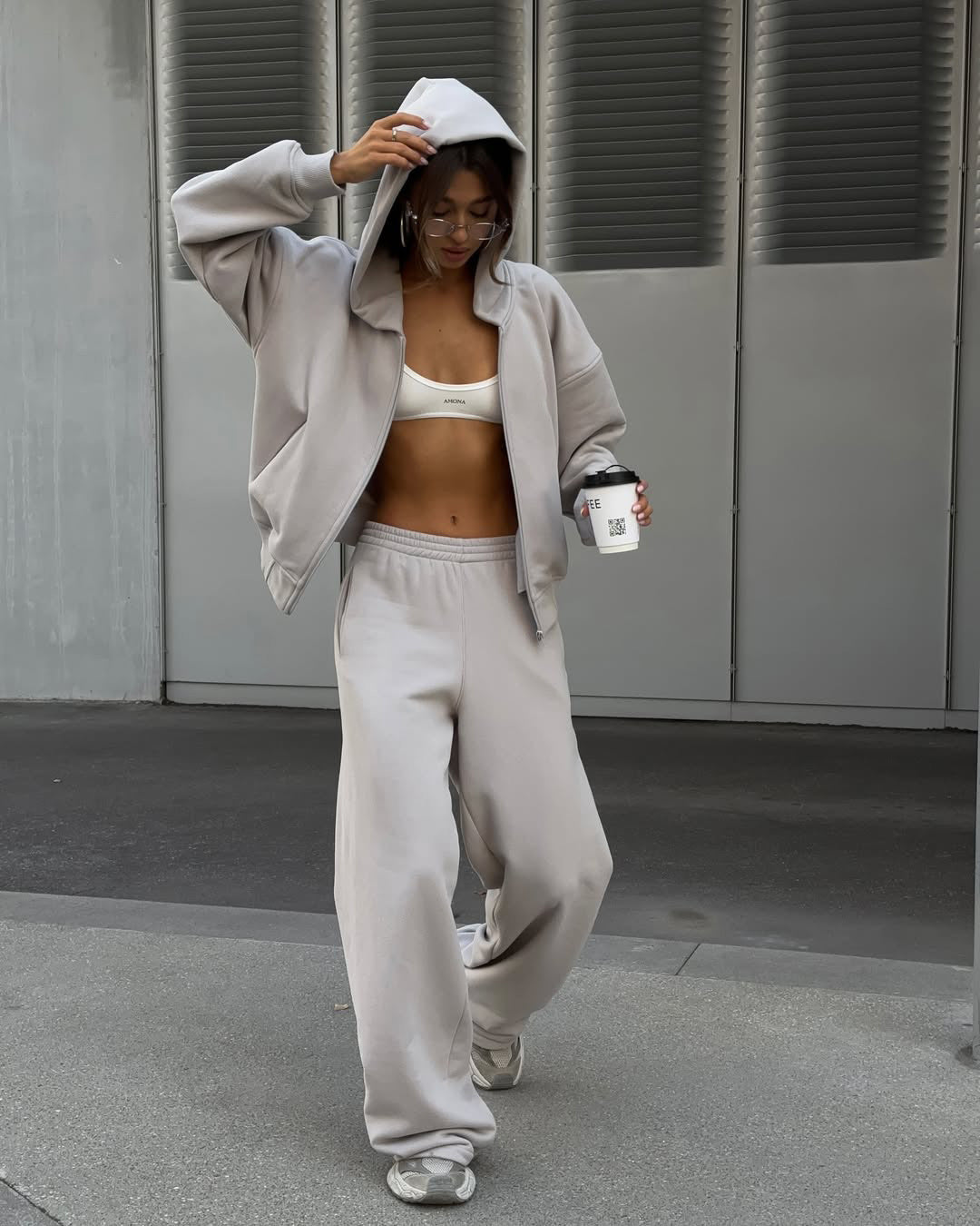 Dame afslappet hoodie og løs joggingbukser Stilla