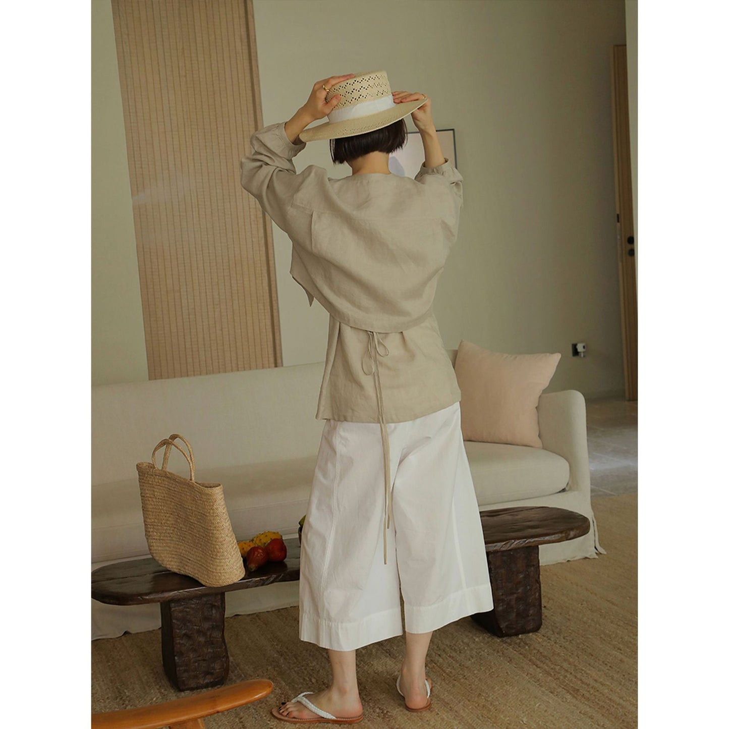 Dame afslappet linnedjakke med knaplukning og voluminøse ærmer Stilla