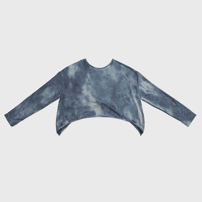 Dame afslappet cropped sweater i batikdesign Stilla