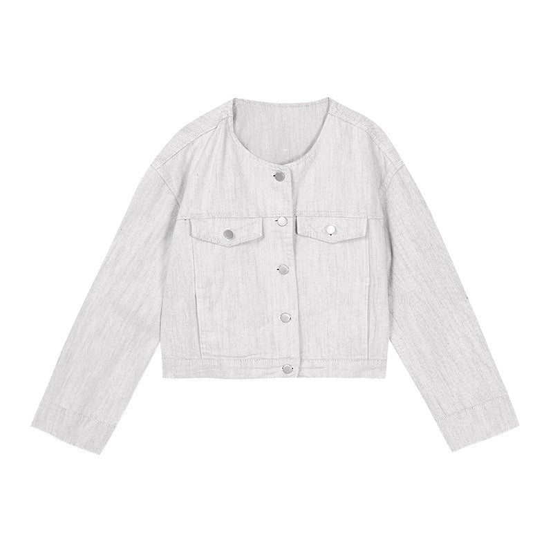 Dame afslappet denimjakke med knapdetaljer og moderne lommer Stilla