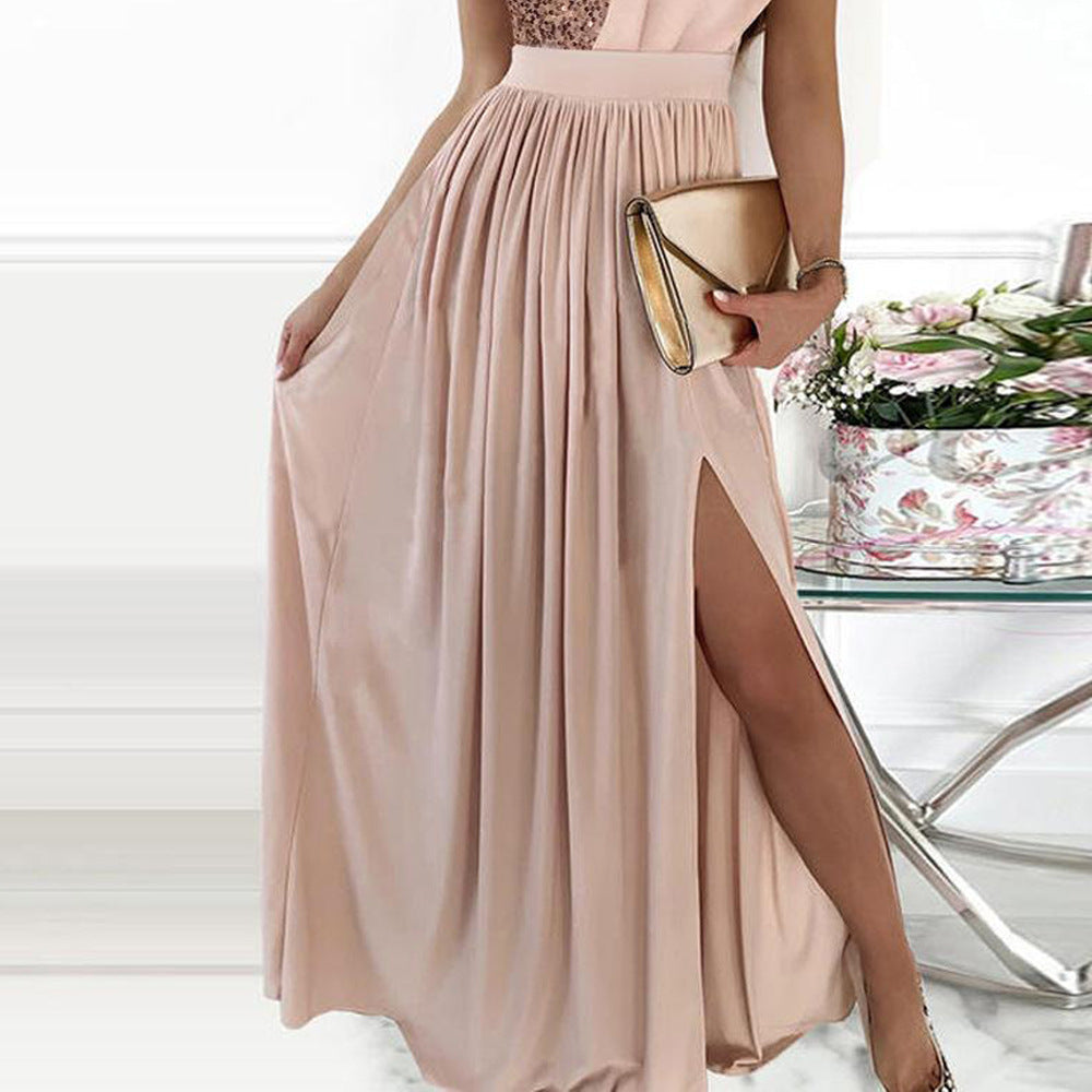 Dame Elegant aftenkjole med skinnende overdel og voluminøs skørt Stilla