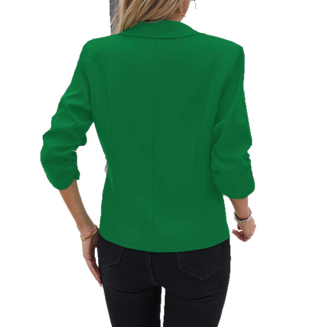 Dame elegant figursyet blazerjakke med feminine detaljer Stilla