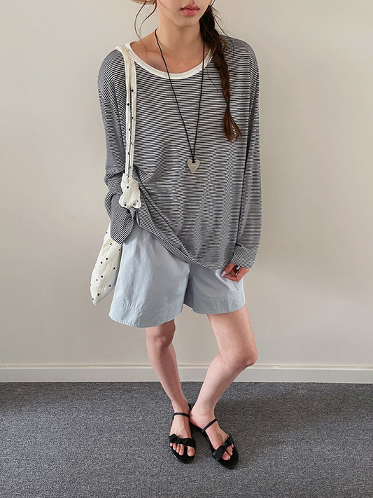 Dame afslappet longsleeve t-shirt med højkvalitets tekstur og moderigtigt rundhalsudskæring Stilla