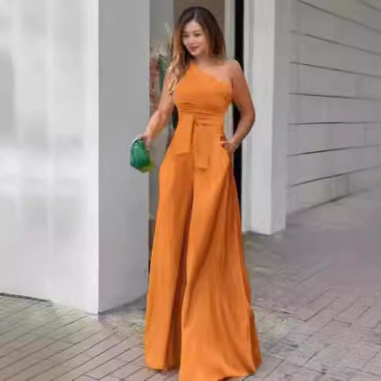 Dame Elegant Én-delt med asymmetrisk strop og flydende stof Stilla