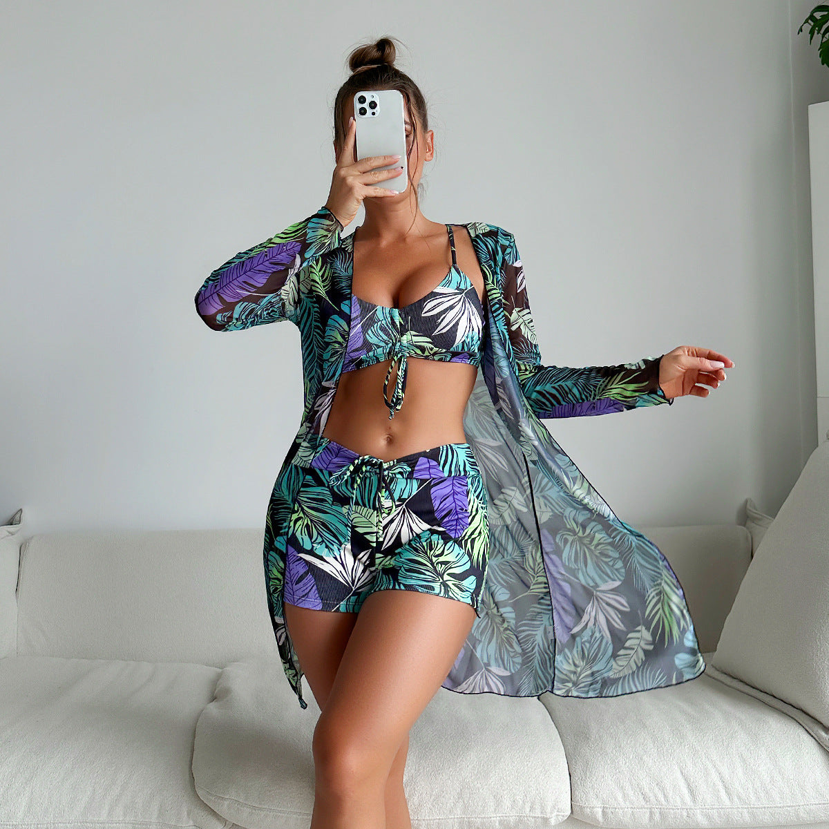 Dame Strandmode-sæt med floral Kimono og shorts Stilla