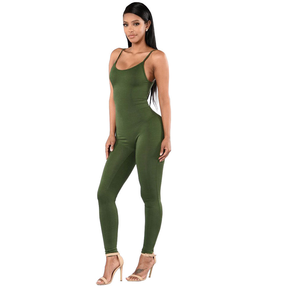 Dame komfortabel og figurformet jumpsuit med smalle stropper Stilla