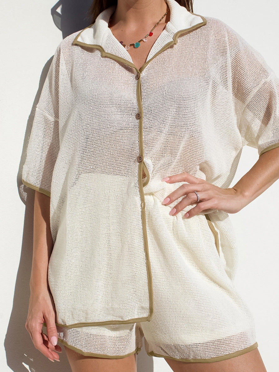 Dame afslappet strandoverdel med gennemsigtigt overdel og korte ben Stilla