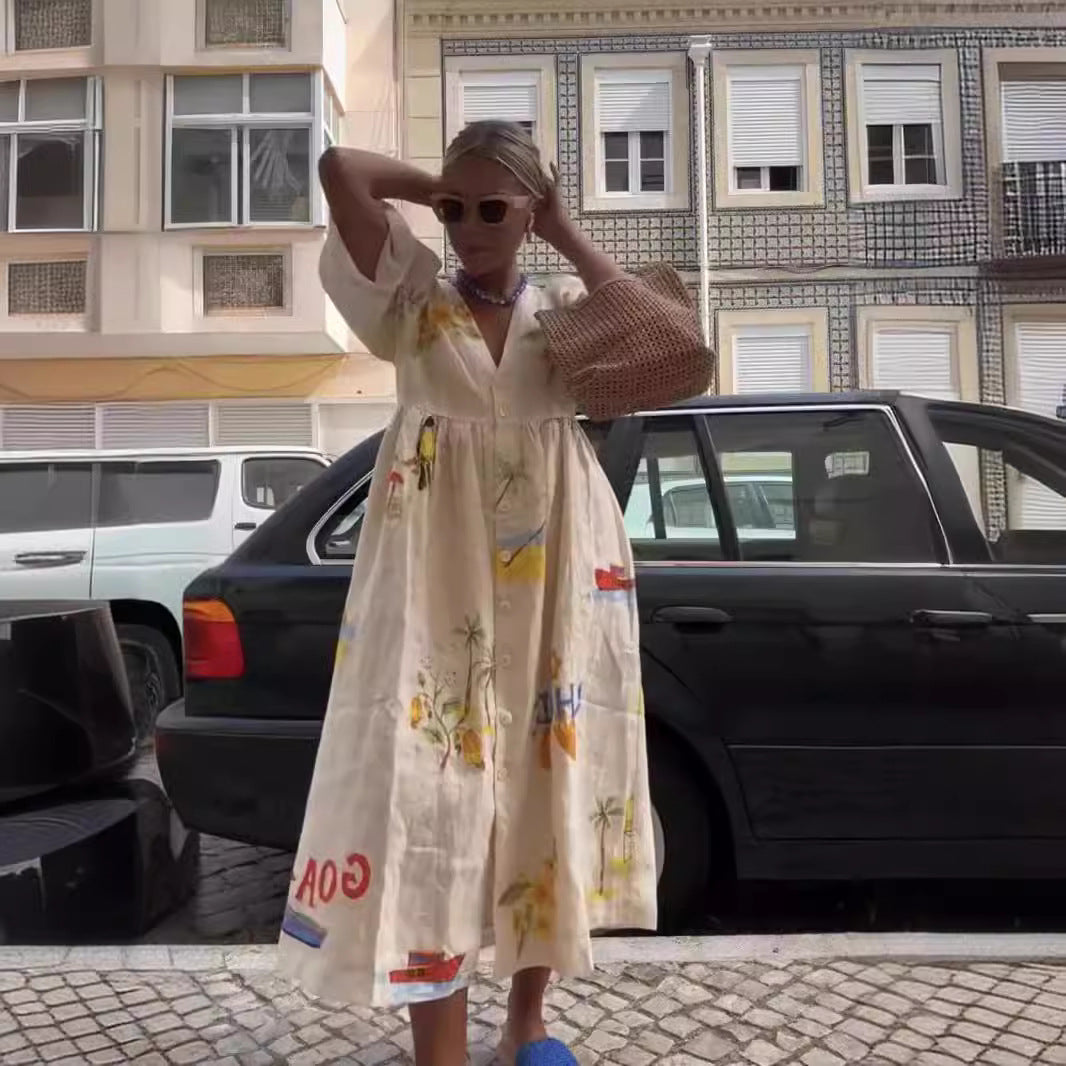 Dame afslappet maxikjole med blomstertryk og knapdetaljer Stilla