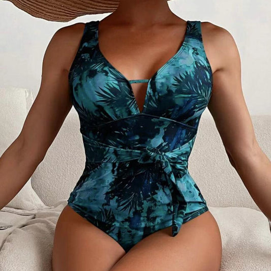 Dame Einteiler Badedragt med figursyet design og moderne omslagbælte Stilla