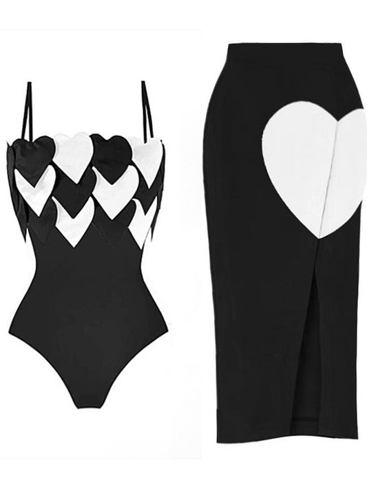 Dame bikini sæt med hjerteformede detaljer og højt skåret nederdel Stilla