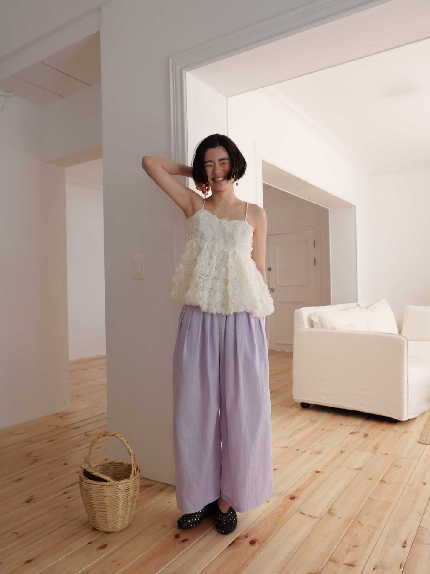 Dame bred fritidshожаer i let materiale med elastisk talje Stilla