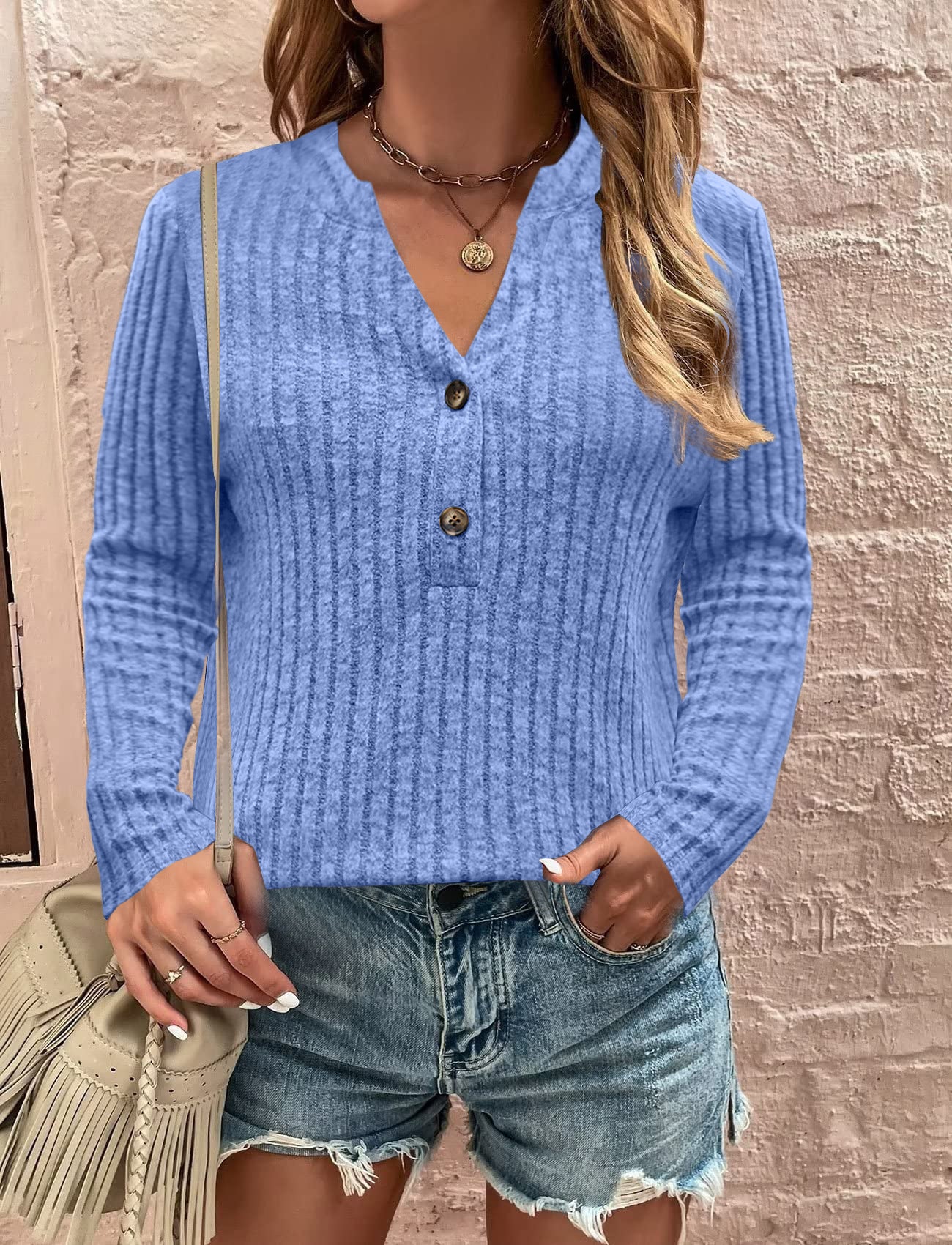 Dame afslappet langærmet skjorte med struktureret ribdesign og praktiske knapper Stilla