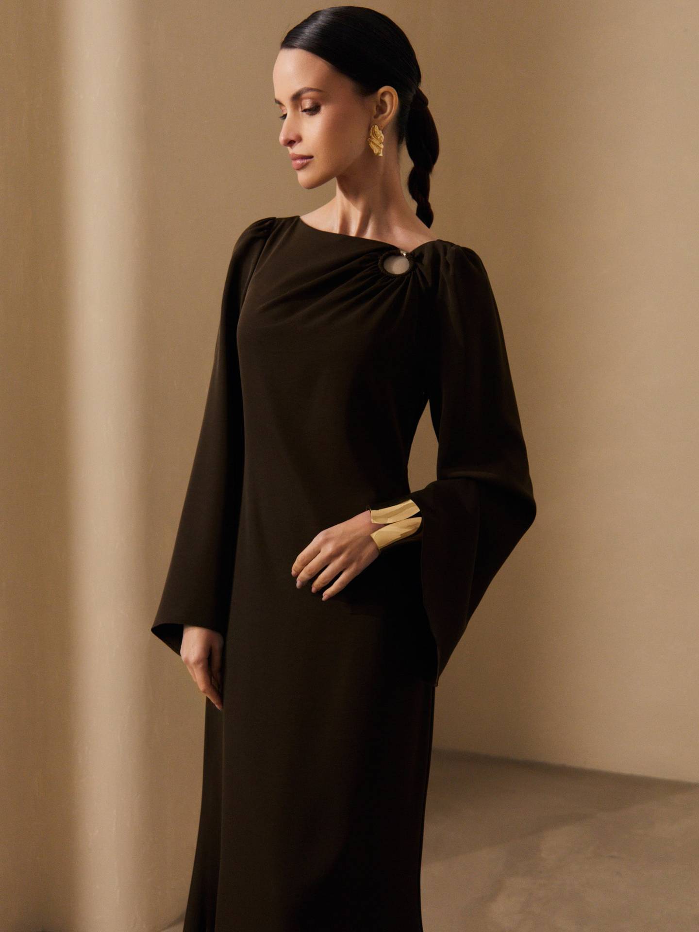 Dame Elegant aftenkjole med dramatiske ærmer Stilla