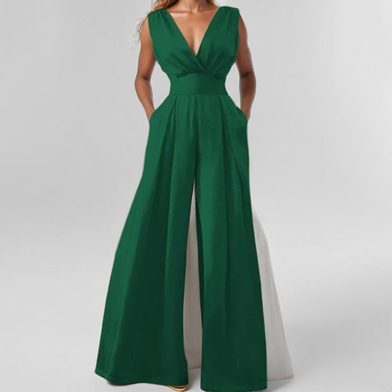 Dame jumpsuit med vidde ben og elegant V-hals Stilla