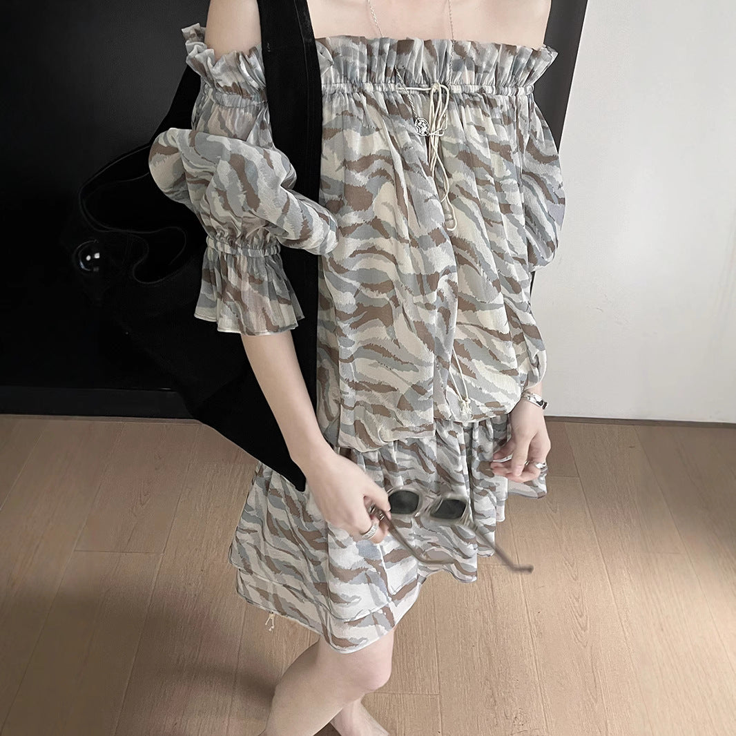 Dame afslappet minikjole med elastisk talje og flæsedetaljer Stilla