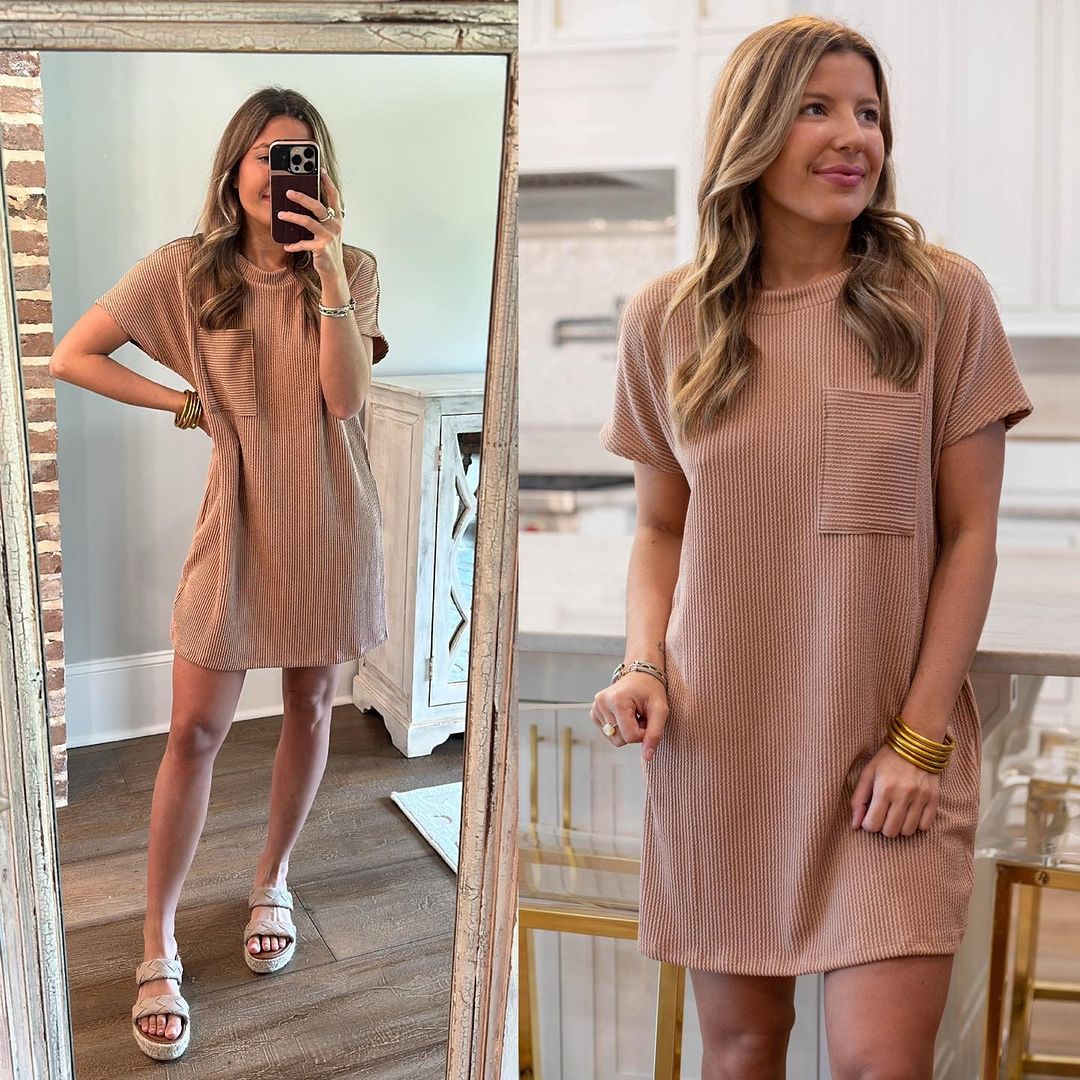 Dame afslappet kortærmet kjole med praktisk brystlomme Stilla