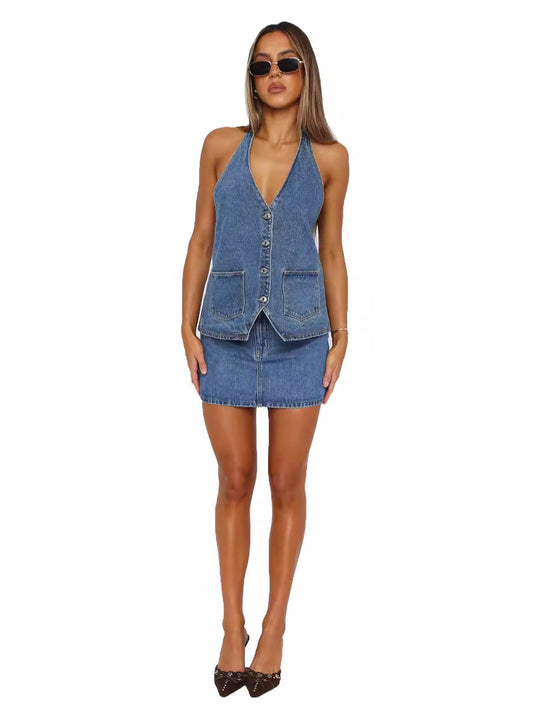 Dame denimkjole i mode stil med lommer og knapstolpe Stilla