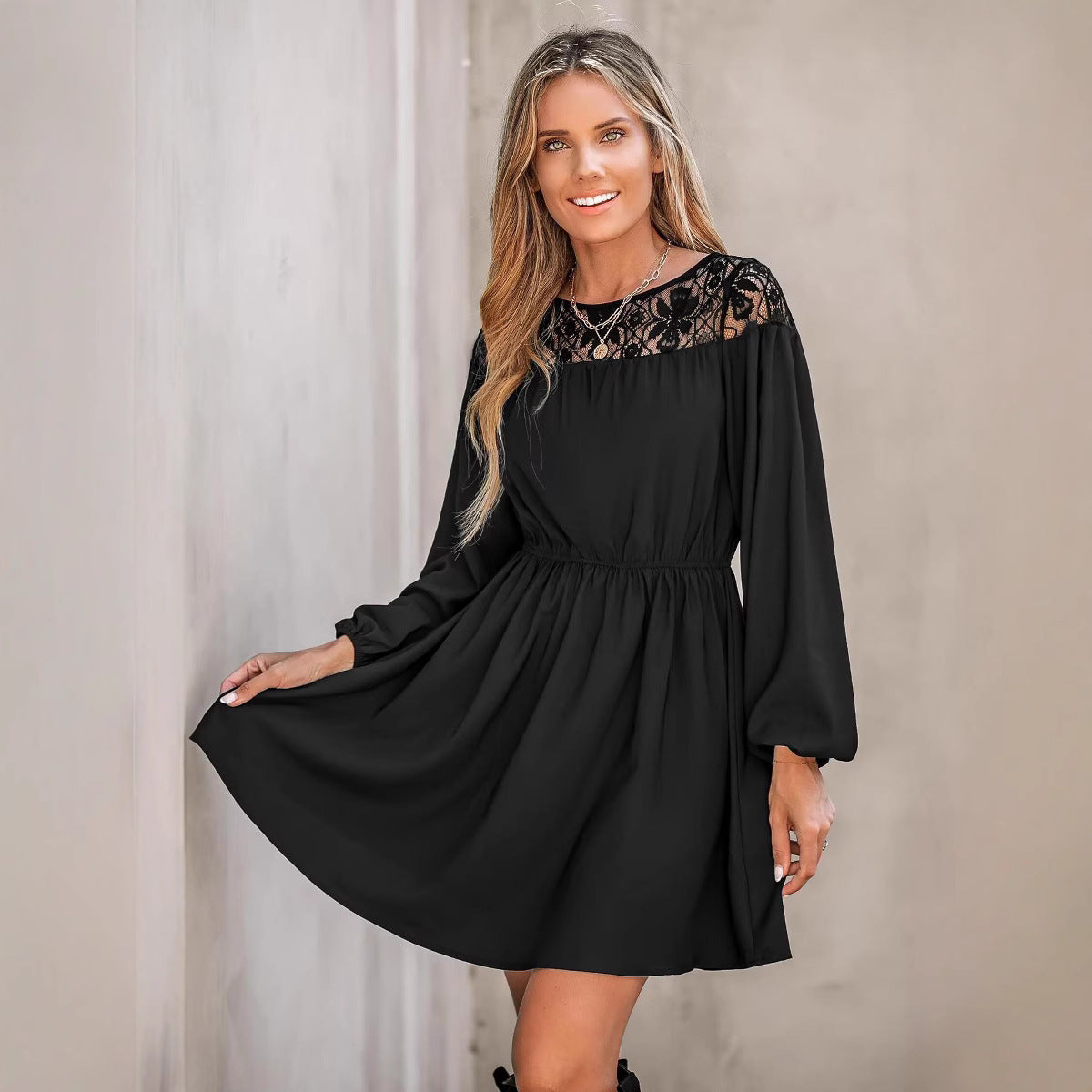 Dame Elegant A-linje Kjole med Blondeudsmykninger Stilla