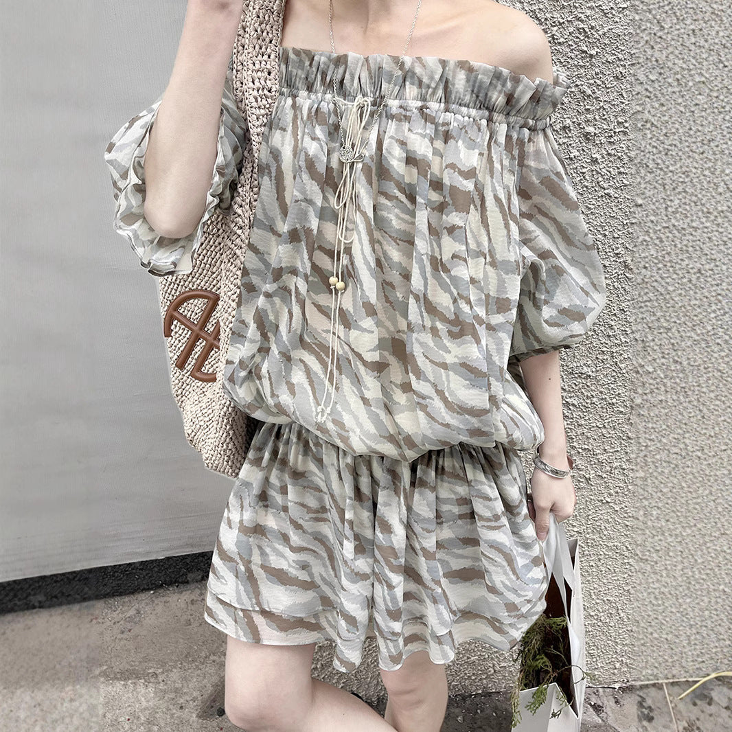 Dame afslappet minikjole med elastisk talje og flæsedetaljer Stilla