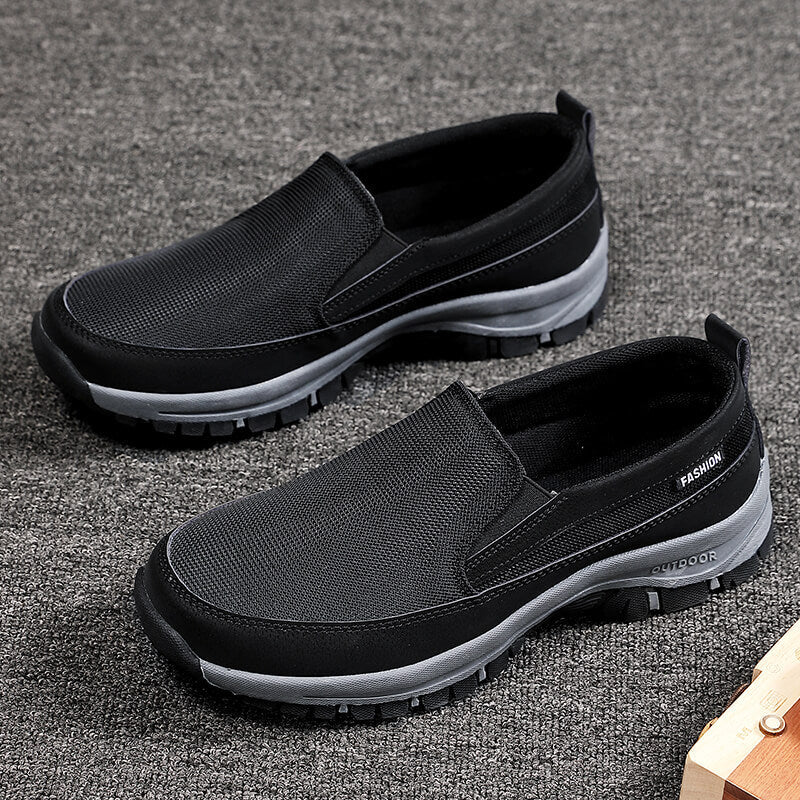 Herrer Slip-On Outdoor Sneakers med forbedret traction Stilla