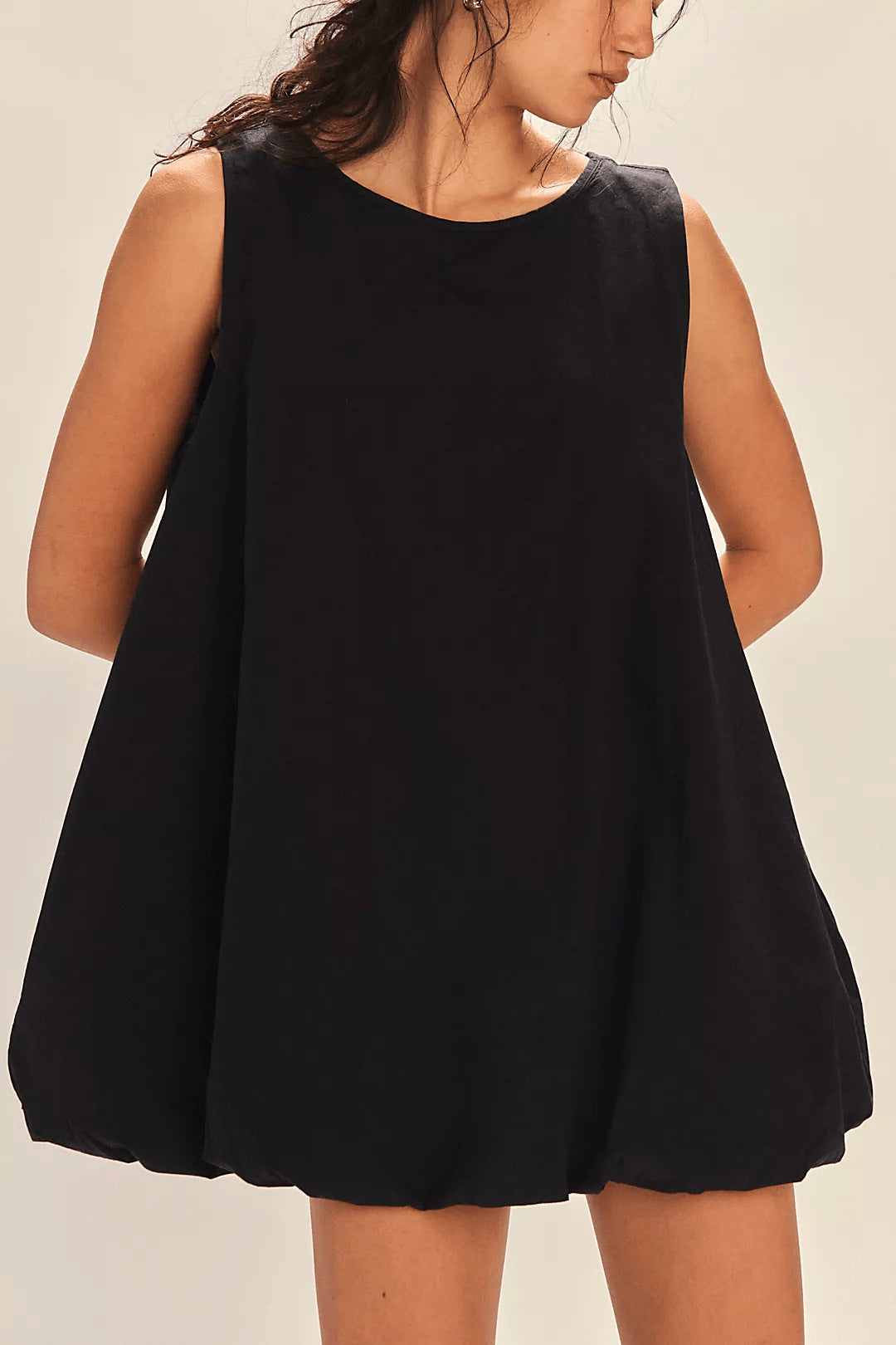 Dame afslappet A-linie kjole med minimalistisk design Stilla