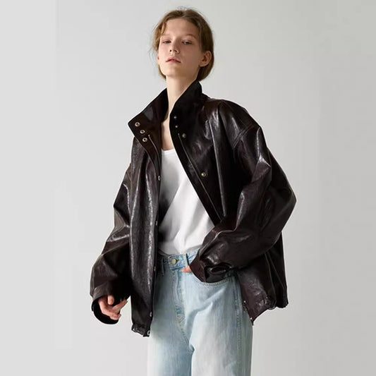Dame afslappet oversized læderjakke med struktureret design og praktiske detaljer Stilla
