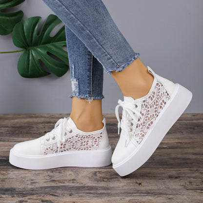 Dame Sneakers med luftig spids-overflade og komfortabel kile sål Stilla