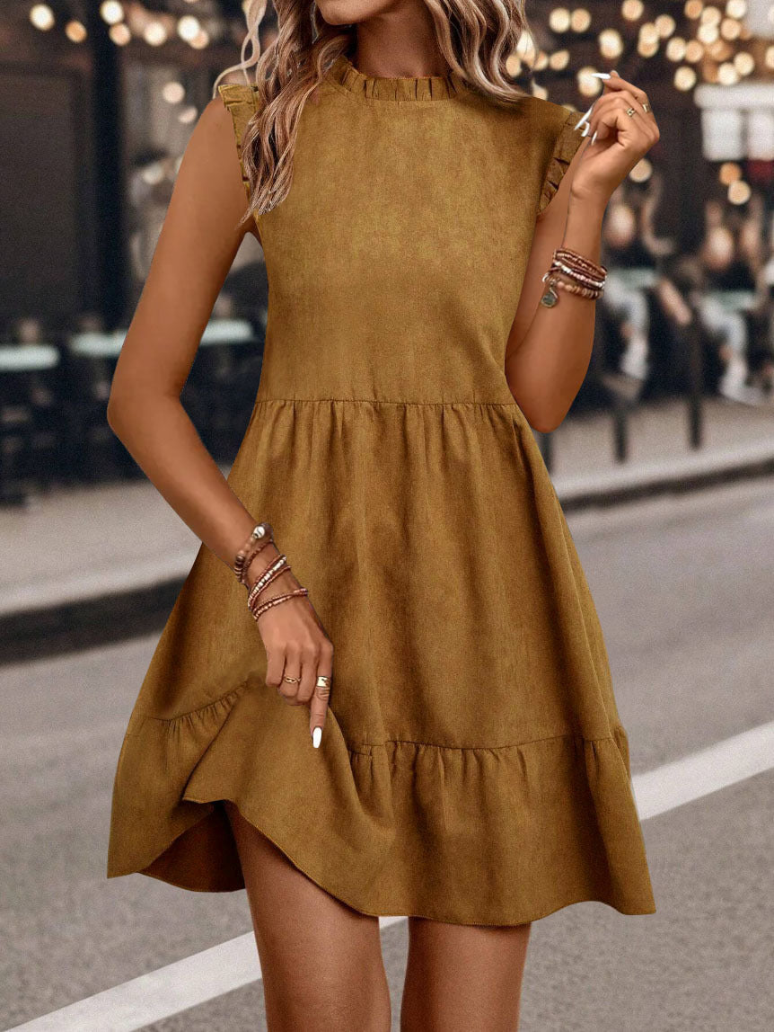 Dame afslappet kjole med flæseærmer og svingende skørt Stilla