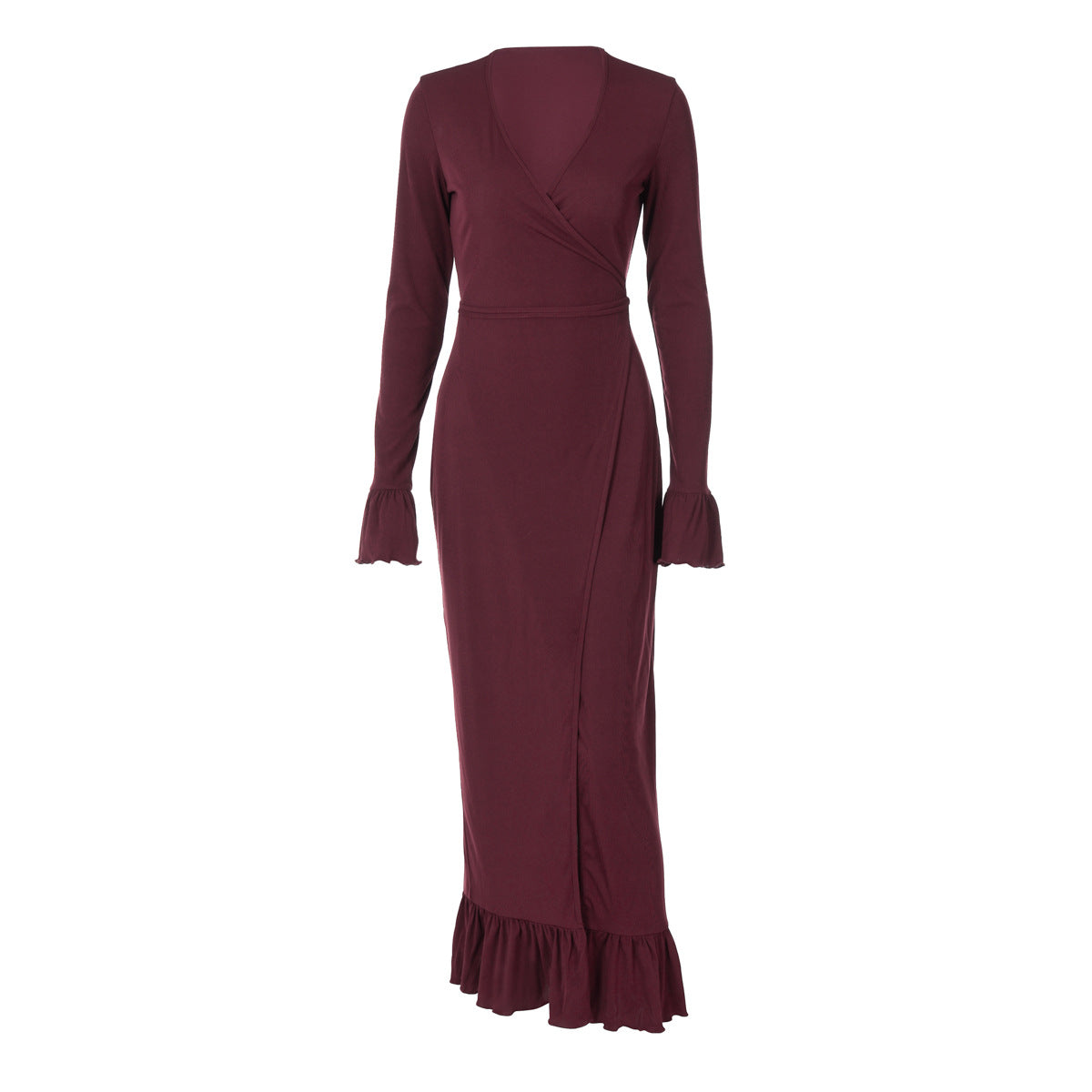 Dame Elegant draperet kjole med flydende nederdel og raffinerede volanger Stilla