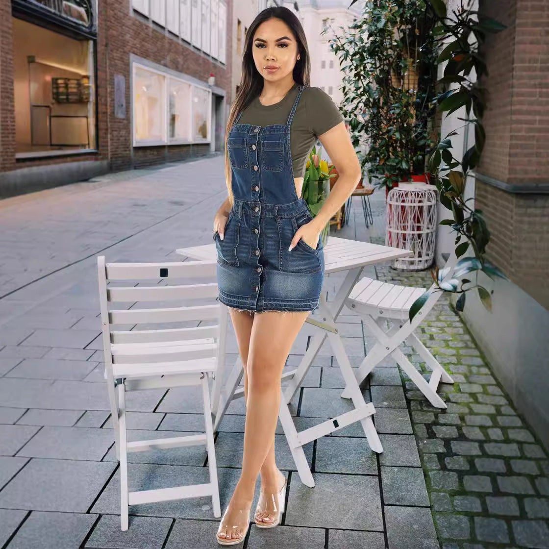 Dame Denim-forklædekjole med knapdetaljer og frynser Stilla