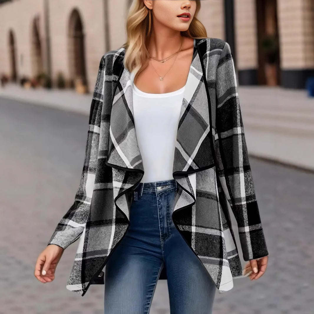 Dame afslappet flannel cardigan med asymmetrisk snit og ternet mønster Stilla