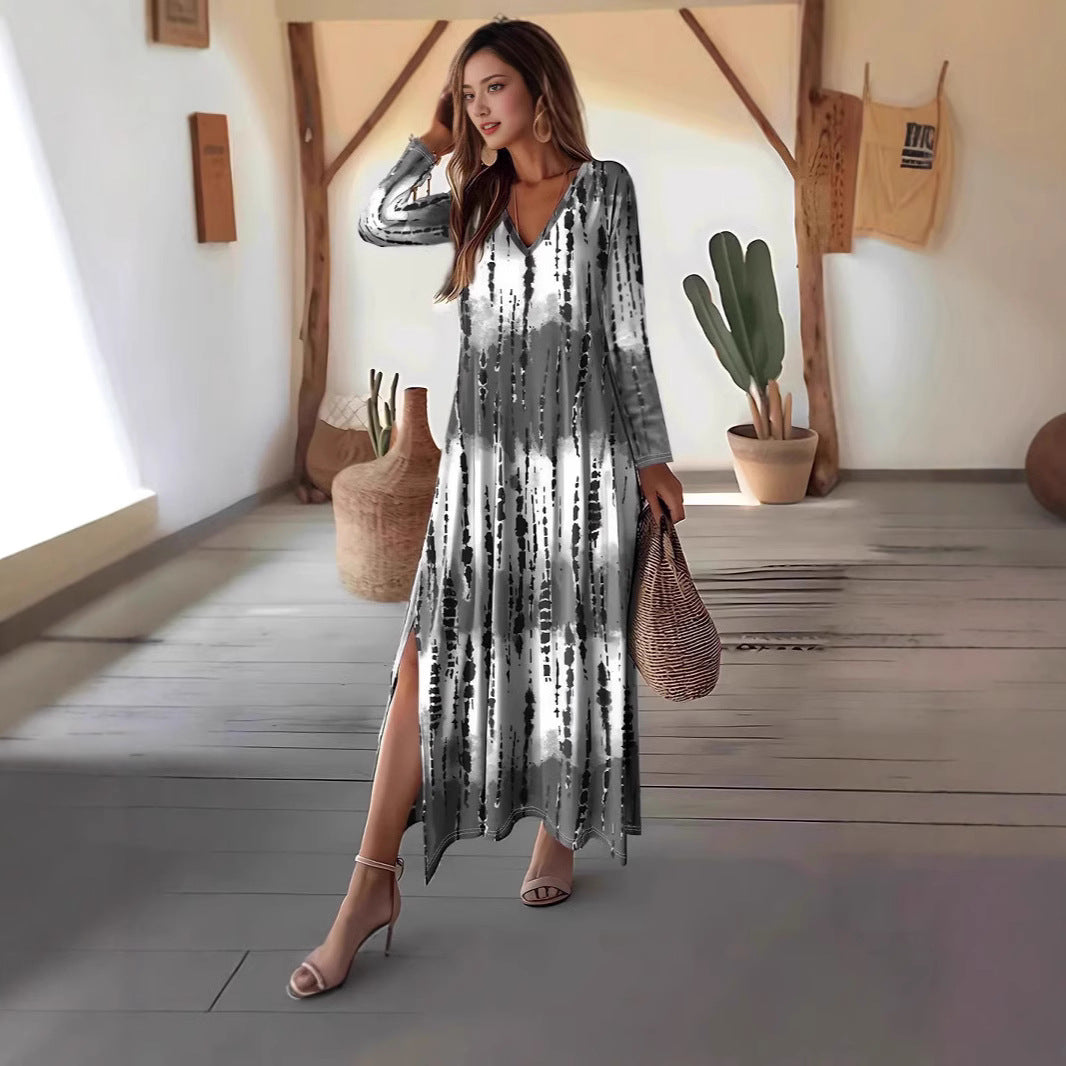 Dame afslappet maxikjole med V-udskæring og sidelængde Stilla