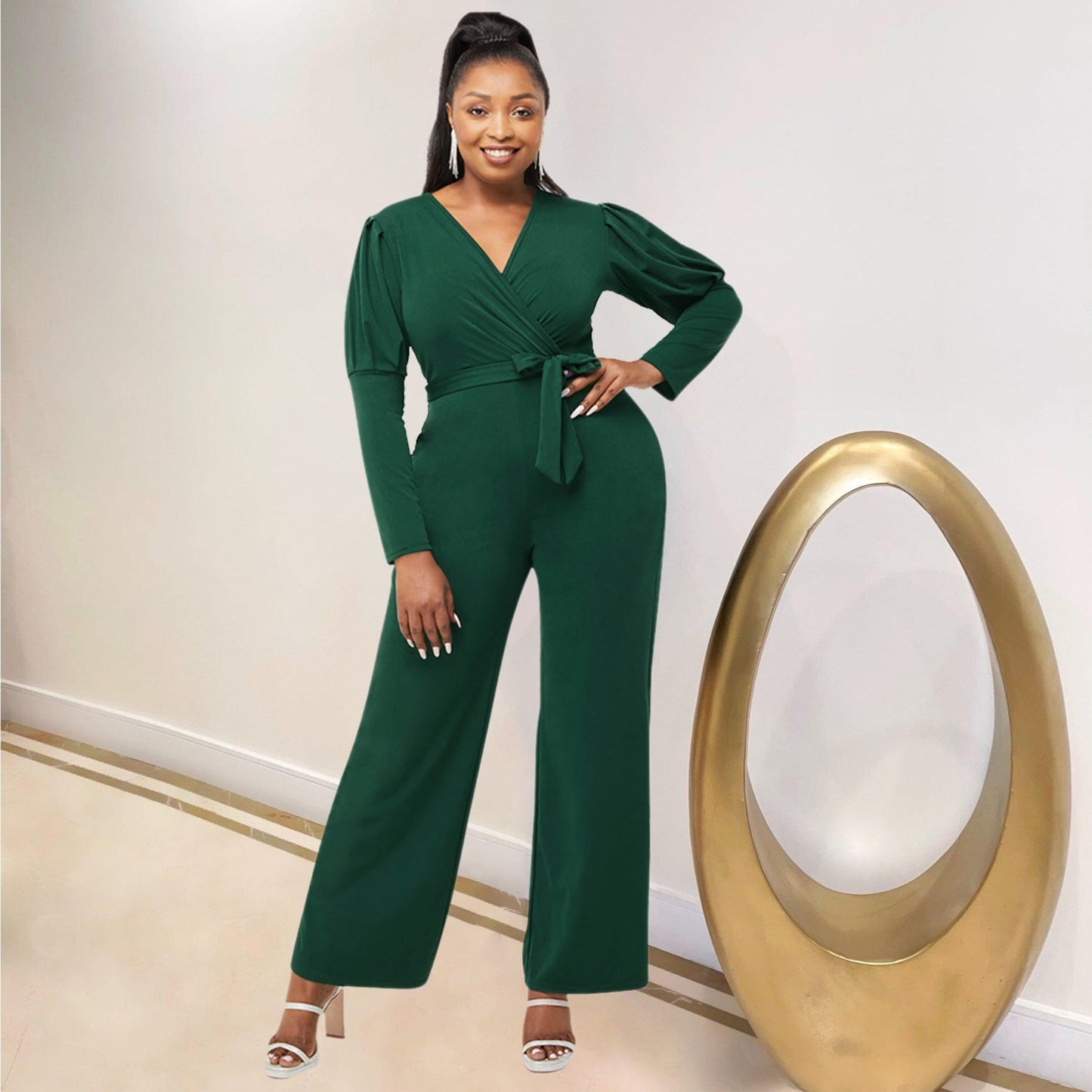 Stilla | Elegant Langærmet V-hals Bælte Jumpsuit