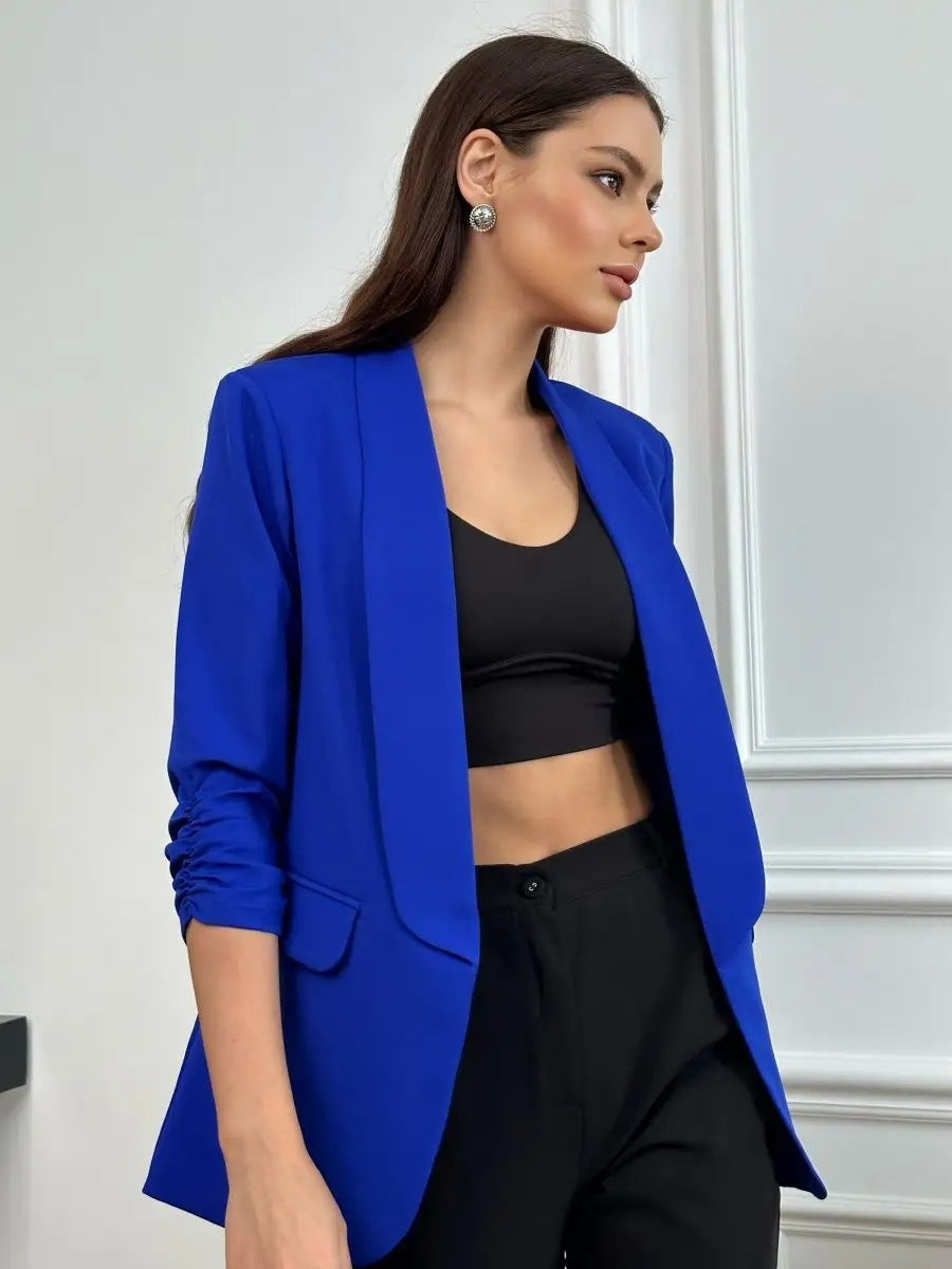 Dame elegant blazer med raffinerede ruffles detaljer og smal snit Stilla