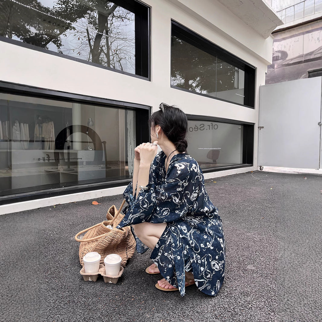 Dame afslappet bluse- og shorts-sæt lavet af kvalitetsmateriale med blomstermotiv Stilla
