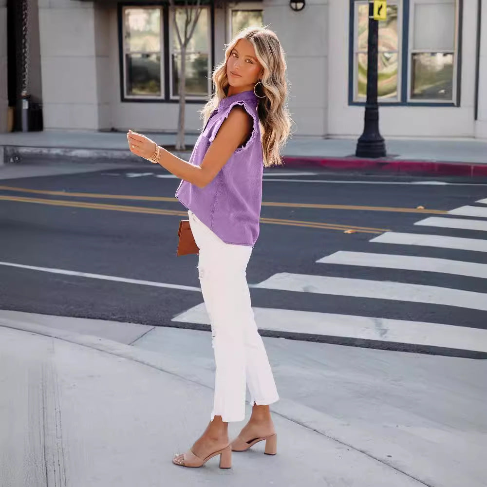 Dame denimbluse med trendy ruchererm og praktiske brystlommer Stilla