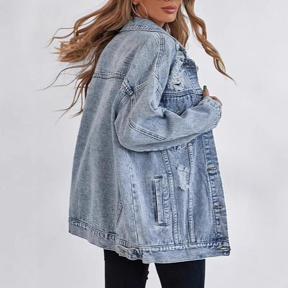 Dame afslappet denimjakke i oversized snit med vintage-accenter Stilla
