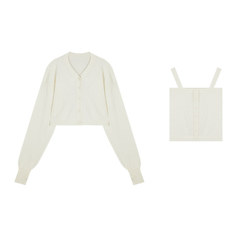 Dame cropped strikjakke med knapbar V-udskæring og lang arm Stilla