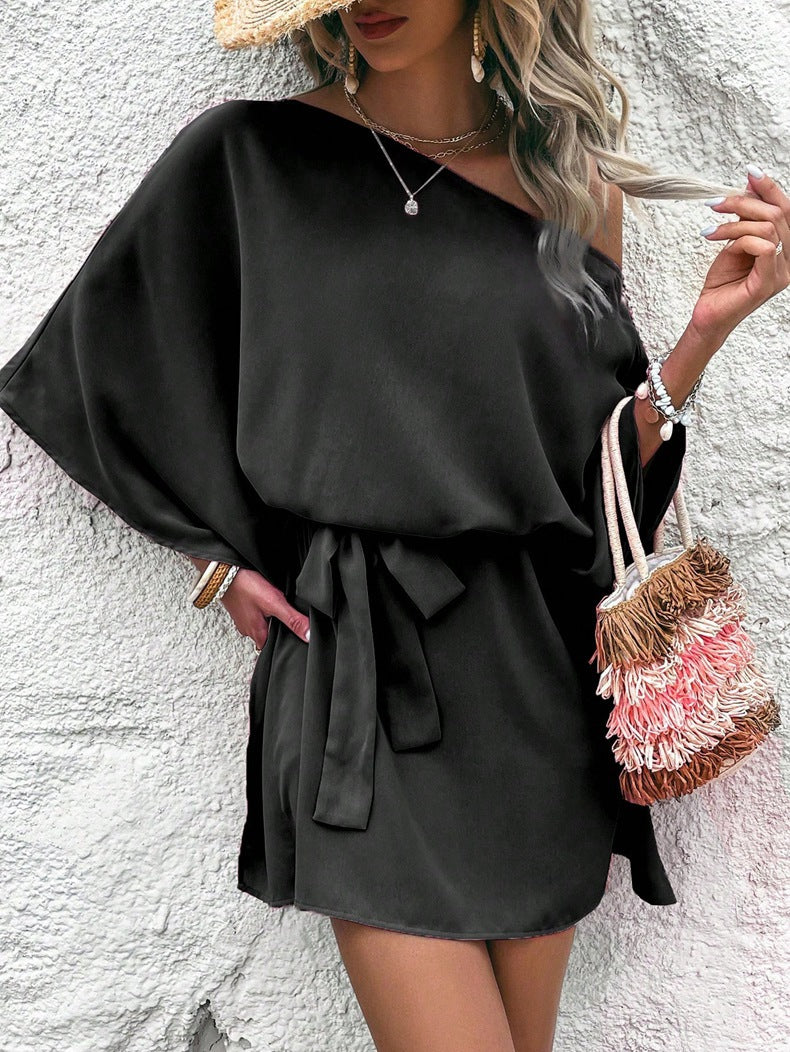 Dame afslappet omslagskjorte med asymmetrisk design og taljebælte Stilla